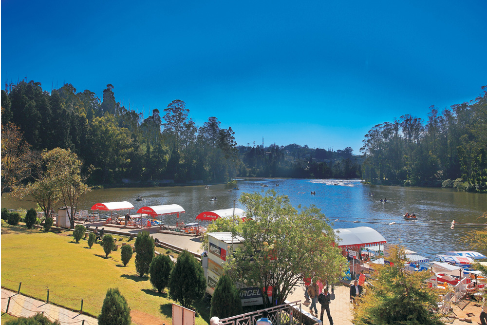 Hotel lake View