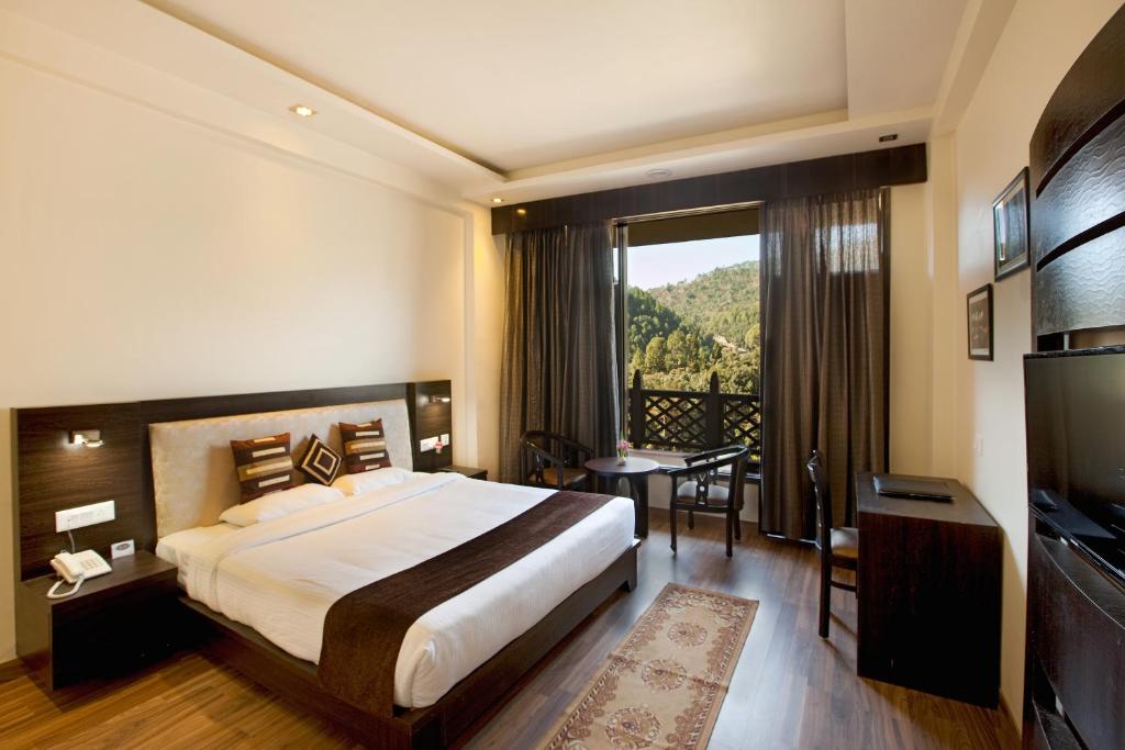 Sea Hawk Hill Resort